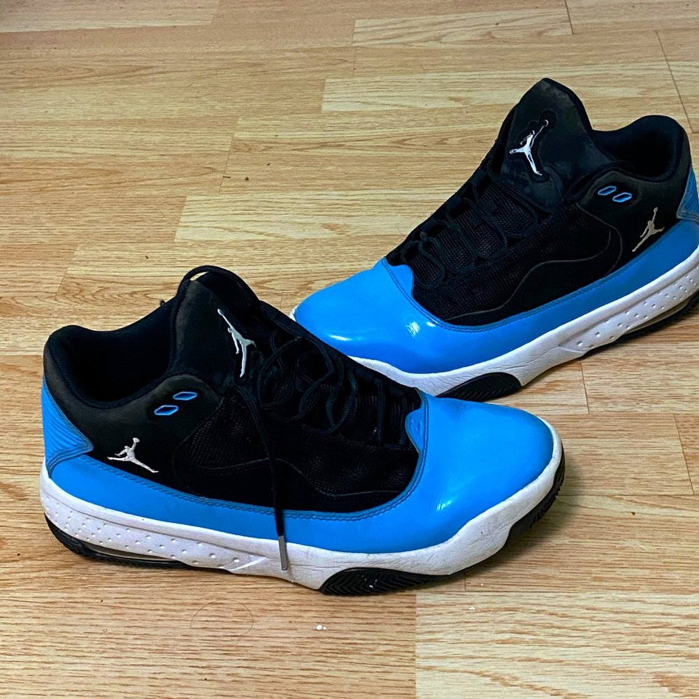 Jordan Aura 2